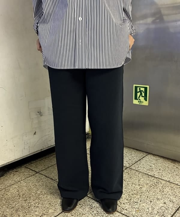 野村 美紅さんの「BEAMS WOMEN｜AK+1 / 裏毛 スウェット パンツ」を使ったコーディネート