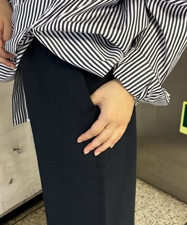 野村 美紅さんの「BEAMS WOMEN｜AK+1 / 裏毛 スウェット パンツ」を使ったコーディネート