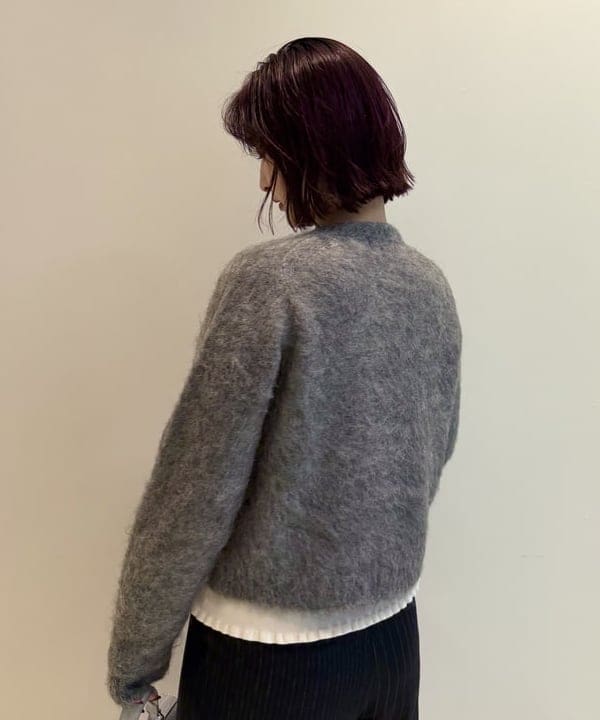 松本 佳菜子さんの「BEAMS WOMEN｜クロコ フラップ バッグ」を使ったコーディネート
