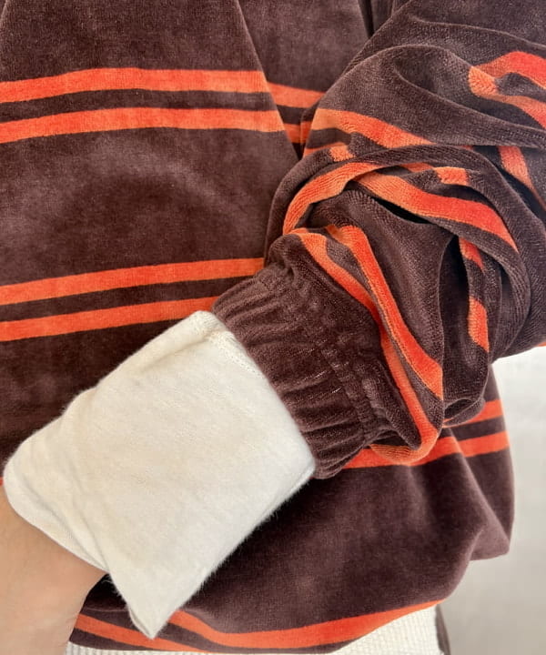 みりさんの「【別注】Healthknit / ボーダー ベロア ヘンリーネック」を使ったコーディネート