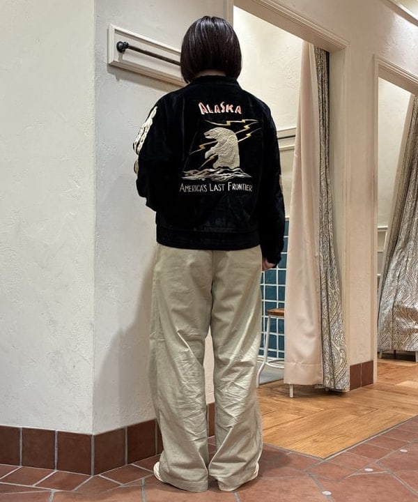 クロサワさんの「BEAMS WOMEN｜【別注】テーラー東洋 / VELVETEEN ALASKA JACKET」を使ったコーディネート