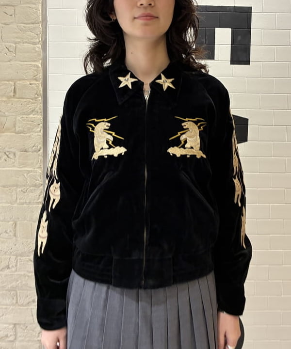 キラリさんの「BEAMS WOMEN｜【別注】テーラー東洋 / VELVETEEN ALASKA JACKET」を使ったコーディネート