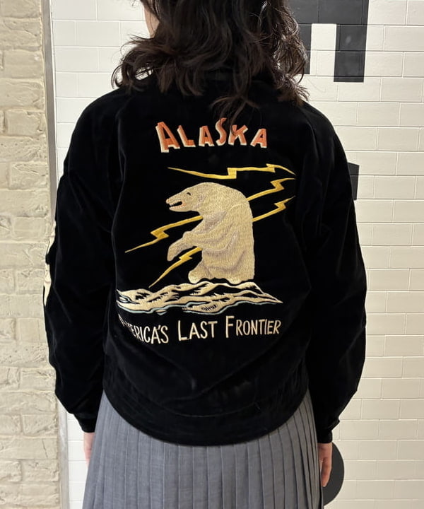 キラリさんの「BEAMS WOMEN｜【別注】テーラー東洋 / VELVETEEN ALASKA JACKET」を使ったコーディネート