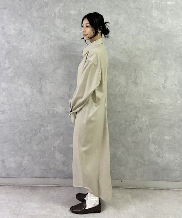 坂本 涼花さんの「BEAMS WOMEN｜ブークレ ジップ ベスト」を使ったコーディネート