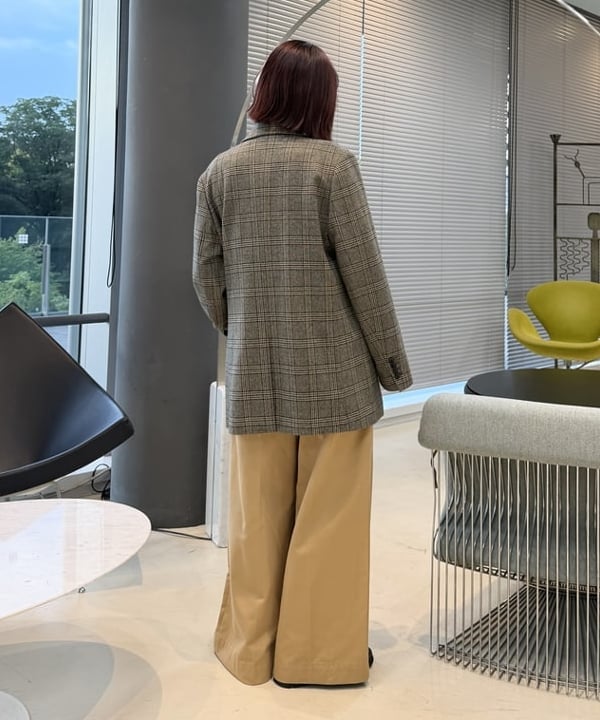 松本 佳菜子さんの「BEAMS WOMEN｜Check Jacket」を使ったコーディネート