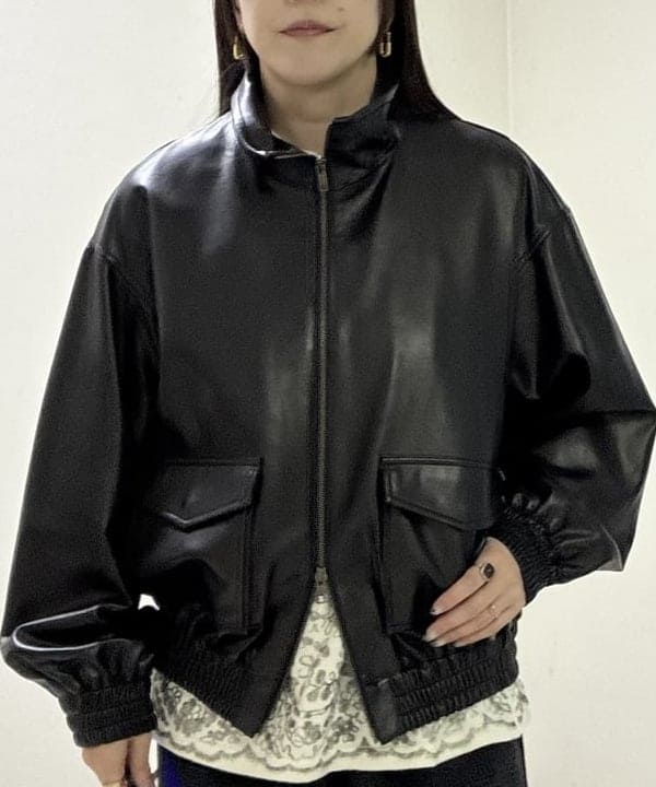 関 桂子さんの「BEAMS WOMEN｜Fake Leather Blouson」を使ったコーディネート