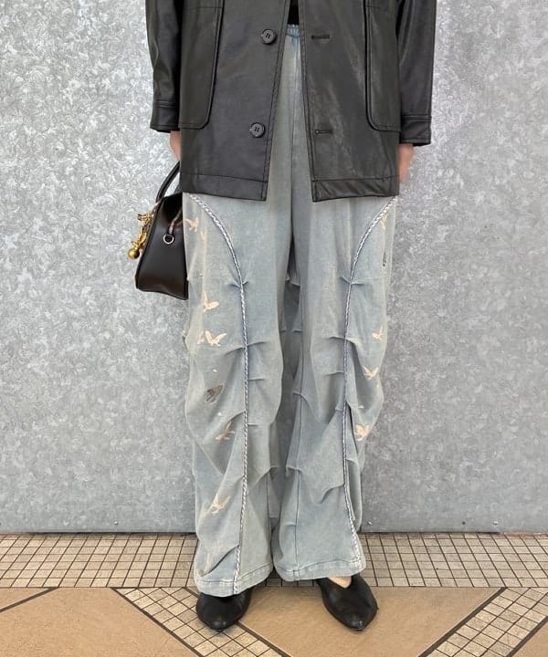 神坂 莉子さんの「BEAMS WOMEN｜YAHKI / YH-833 CROSSBODY BAG」を使ったコーディネート