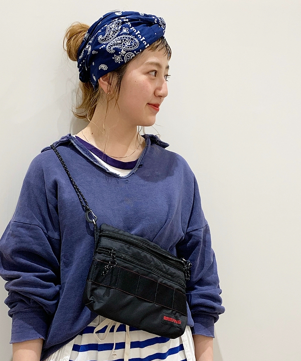 ハルカワエさんの「BEAMS WOMEN｜【別注】BRIEFING / SACOCHE」を使ったコーディネート