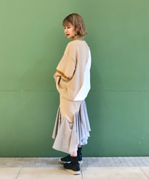 カワグチ シオリさんの「BEAMS WOMEN｜」を使ったコーディネート