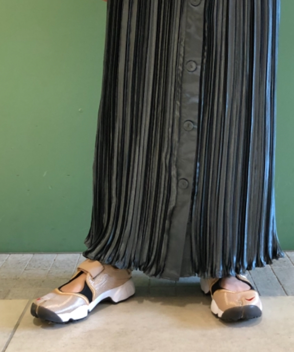 カワグチ シオリさんの「BEAMS WOMEN｜」を使ったコーディネート