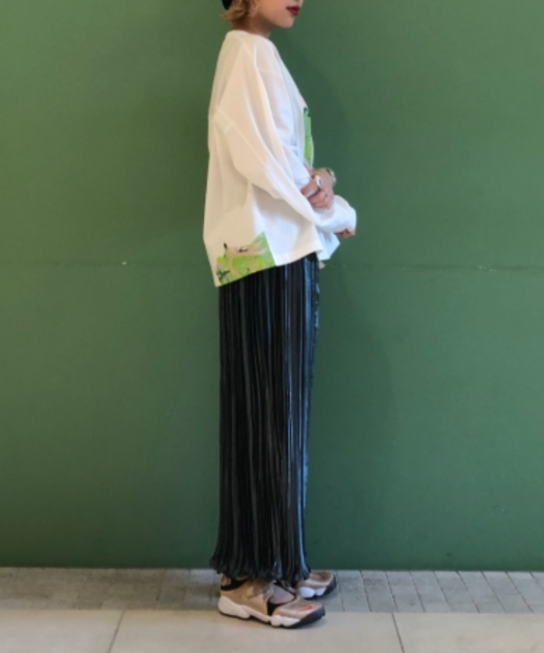 カワグチ シオリさんの「BEAMS WOMEN｜」を使ったコーディネート