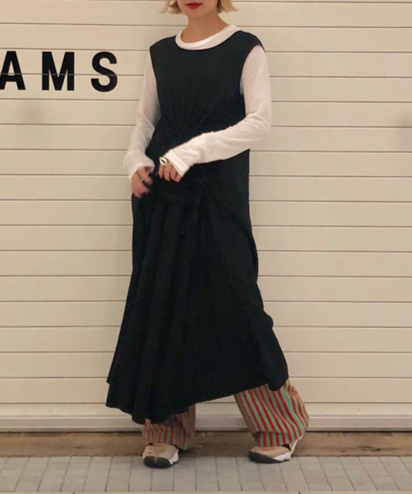 カワグチ シオリさんの「BEAMS WOMEN｜」を使ったコーディネート