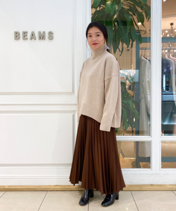 小笠原 楓さんの「BEAMS WOMEN｜」を使ったコーディネート