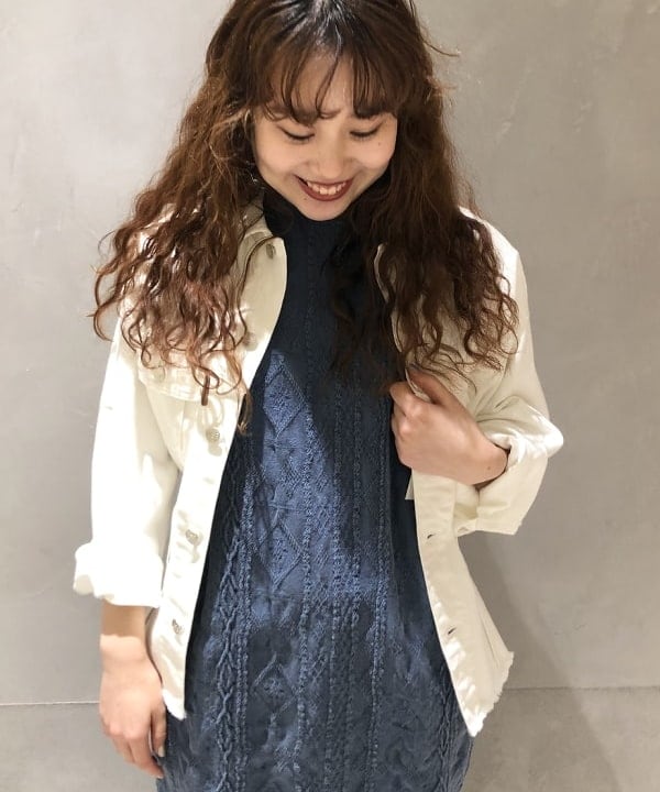 渡邊 舞さんの「BEAMS WOMEN｜VANS / SLIP ON」を使ったコーディネート