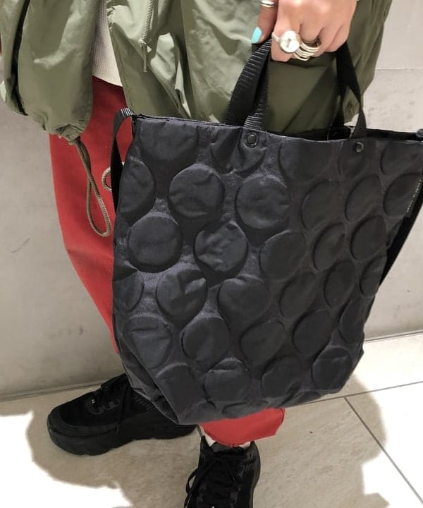 カスタニ モモノさんの「BEAMS WOMEN｜【別注】BAG'n'NOUN / ドット バッグ」を使ったコーディネート