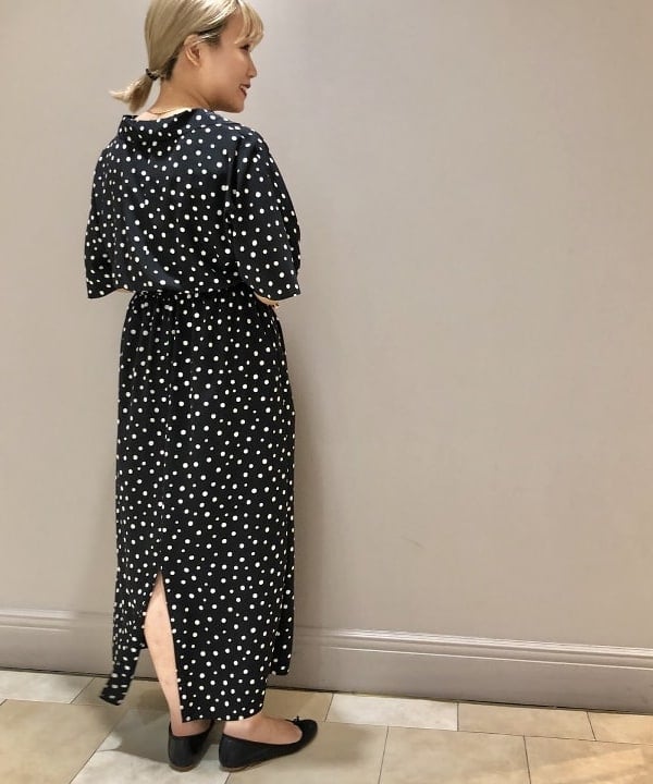 横川 真理奈さんの「BEAMS WOMEN｜」を使ったコーディネート