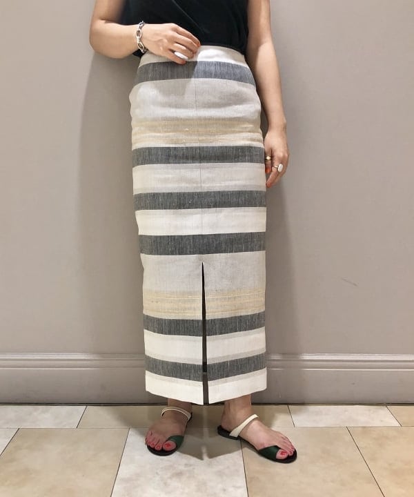 横川 真理奈さんの「BEAMS WOMEN｜」を使ったコーディネート