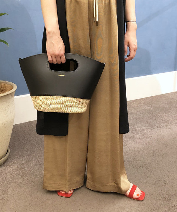 もり ともみさんの「BEAMS WOMEN｜」を使ったコーディネート