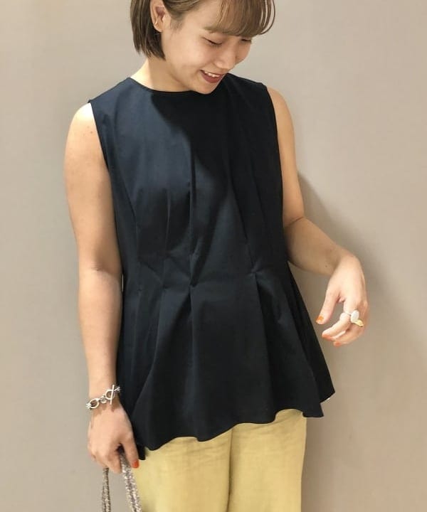 横川 真理奈さんの「BEAMS WOMEN｜」を使ったコーディネート