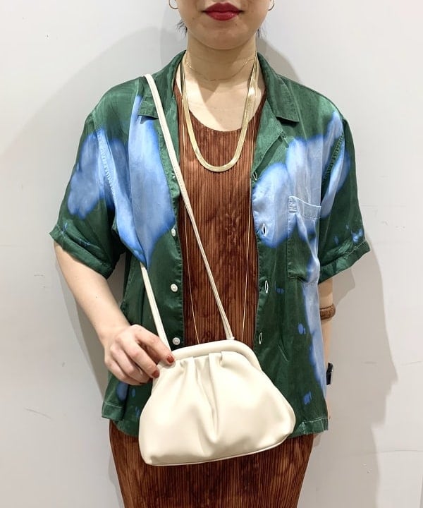 kawa-kamiさんの「BEAMS WOMEN｜Ray BEAMS / K10 ベネチアン ネックレス」を使ったコーディネート