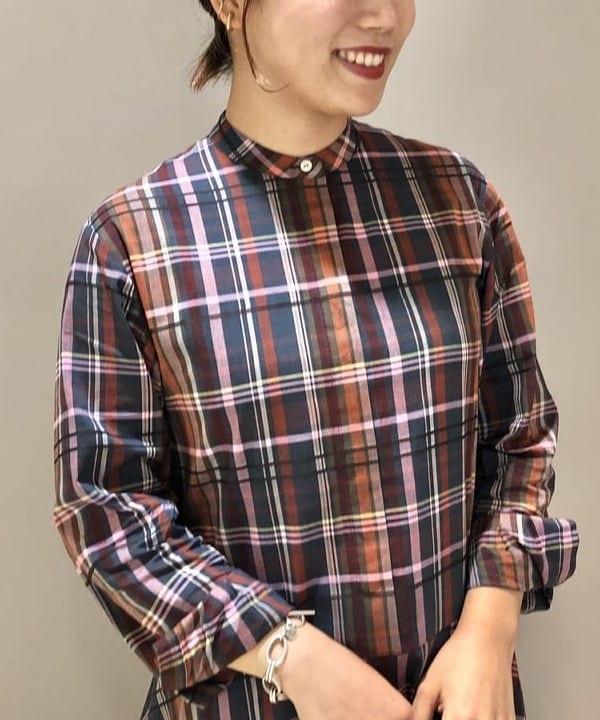 横川 真理奈さんの「BEAMS WOMEN｜」を使ったコーディネート