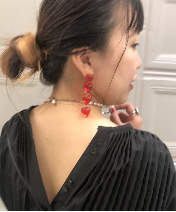 谷坊 ひかるさんの「ミックス チェーン ブレスレット」を使ったコーディネート