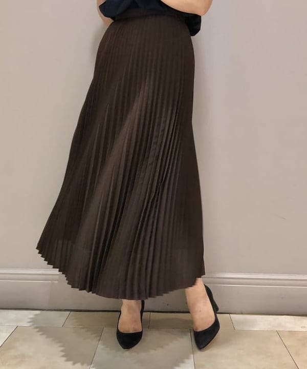 横川 真理奈さんの「BEAMS WOMEN｜」を使ったコーディネート