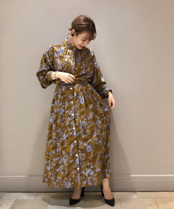 横川 真理奈さんの「BEAMS WOMEN｜」を使ったコーディネート