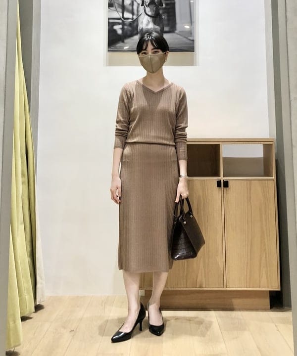 森本 理絵さんの「」を使ったコーディネート