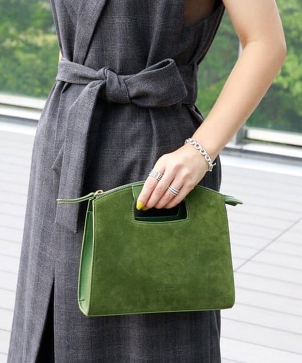 住吉　明佳さんの「BEAMS WOMEN｜PHILIPPE AUDIBERT / New Africa リング」を使ったコーディネート