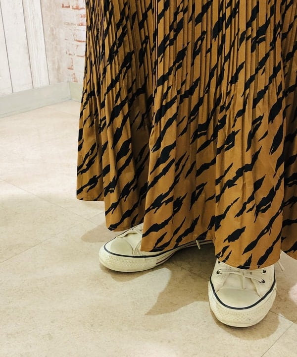 岡 弥生さんの「BEAMS WOMEN｜」を使ったコーディネート