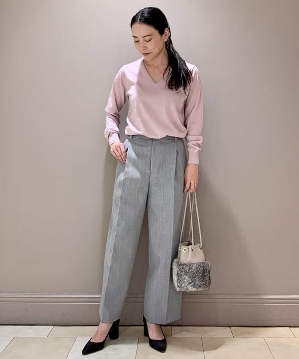 関 桂子さんの「BEAMS WOMEN｜les bon bon / ヴィクトリア ネックレス ゴールド」を使ったコーディネート