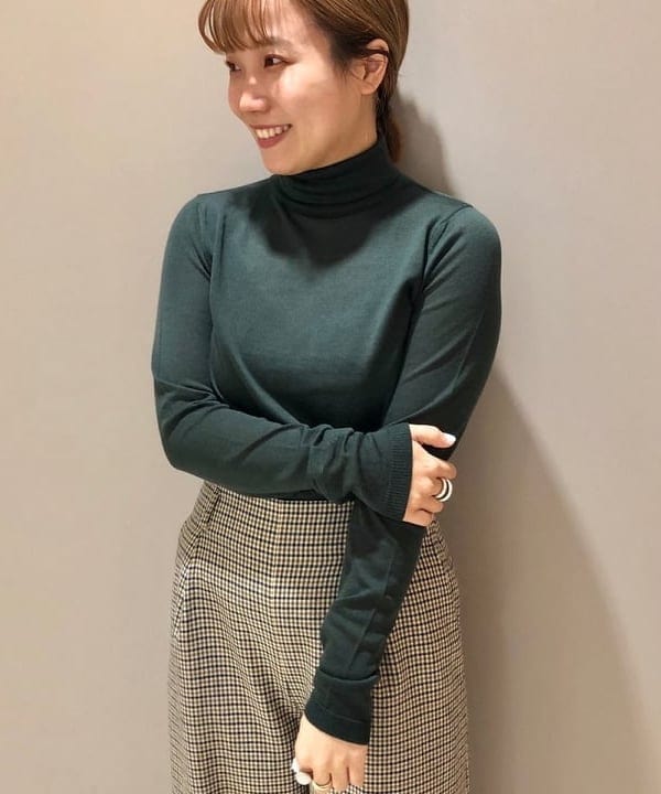 横川 真理奈さんの「BEAMS WOMEN｜」を使ったコーディネート