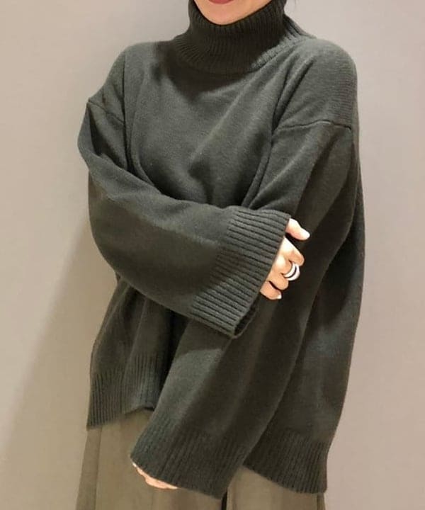 横川 真理奈さんの「BEAMS WOMEN｜」を使ったコーディネート