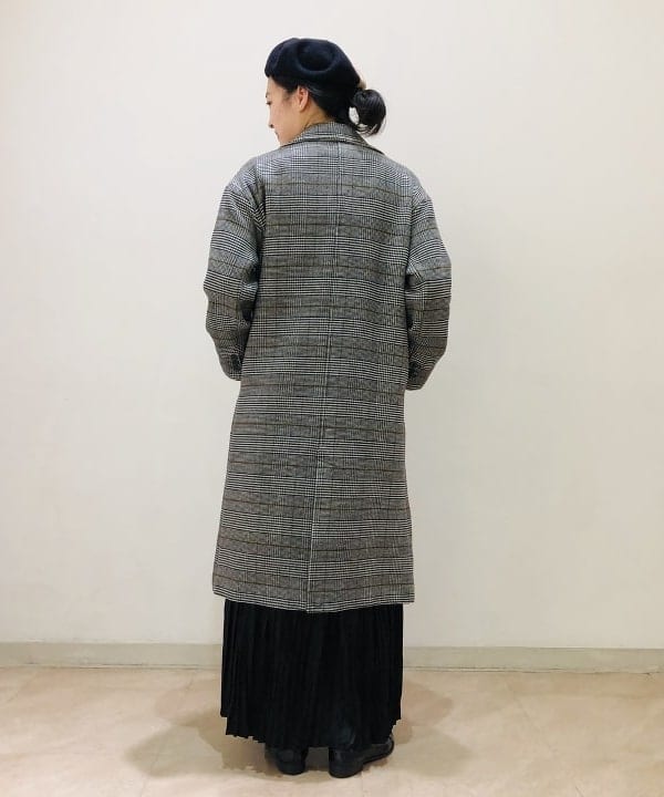 岡 弥生さんの「BEAMS WOMEN｜」を使ったコーディネート