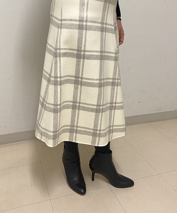 もり ともみさんの「BEAMS WOMEN｜」を使ったコーディネート