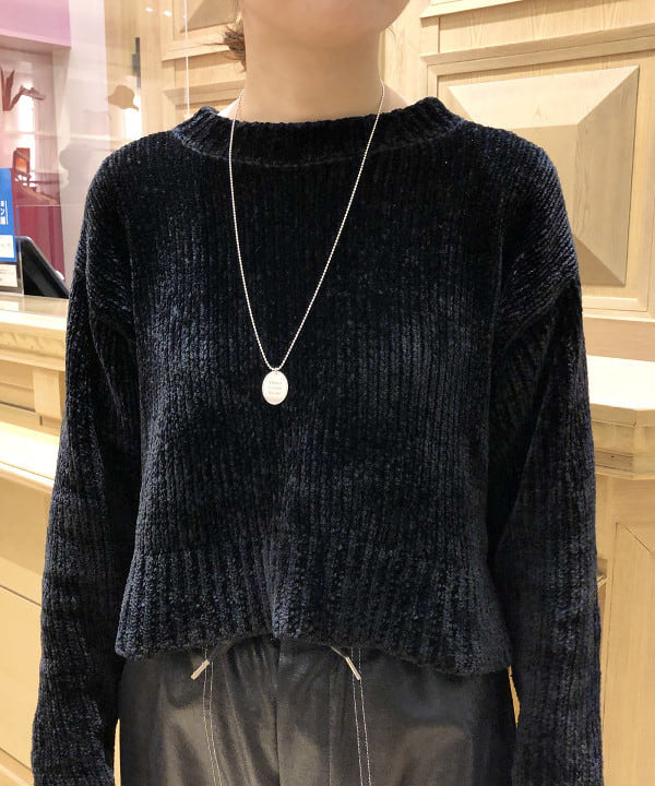 マツモト アカネさんの「BEAMS WOMEN｜SHUN OKUBO / SILENT ネックレス」を使ったコーディネート