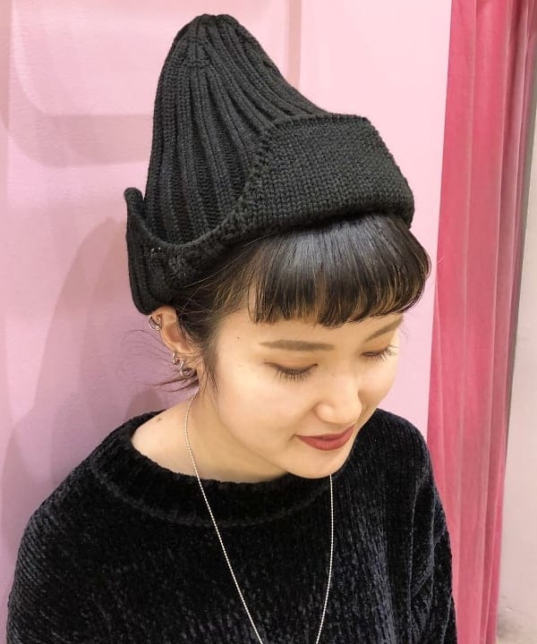 マツモト アカネさんの「BEAMS WOMEN｜SHUN OKUBO / SILENT ネックレス」を使ったコーディネート