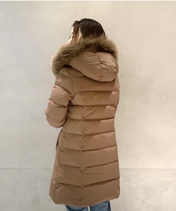 大川 美咲さんの「BEAMS WOMEN｜les bon bon / ヴィクトリア ネックレス ゴールド」を使ったコーディネート