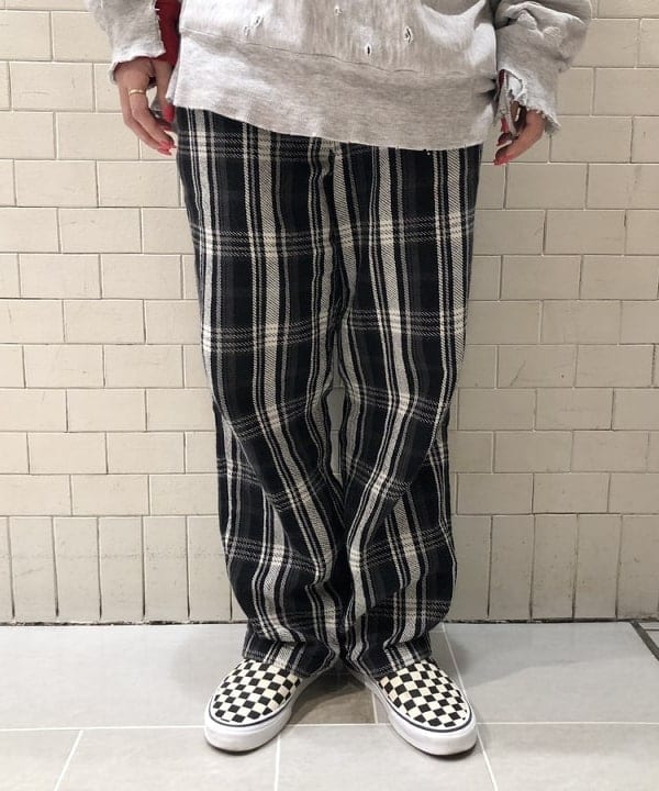 溝口　慶さんの「BEAMS WOMEN｜VANS / SLIP ON」を使ったコーディネート
