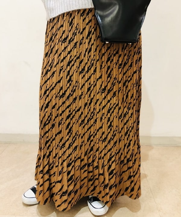 岡 弥生さんの「BEAMS WOMEN｜」を使ったコーディネート