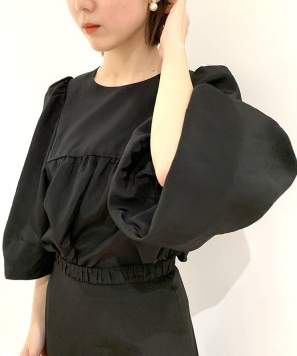 AOYAGIさんの「BEAMS WOMEN｜Demi-Luxe BEAMS / ダブルパール イヤリング」を使ったコーディネート