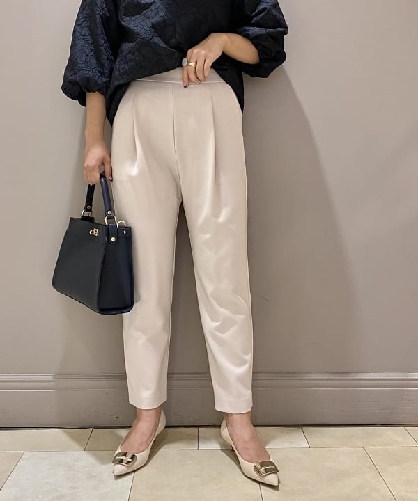 横川 真理奈さんの「BEAMS WOMEN｜」を使ったコーディネート