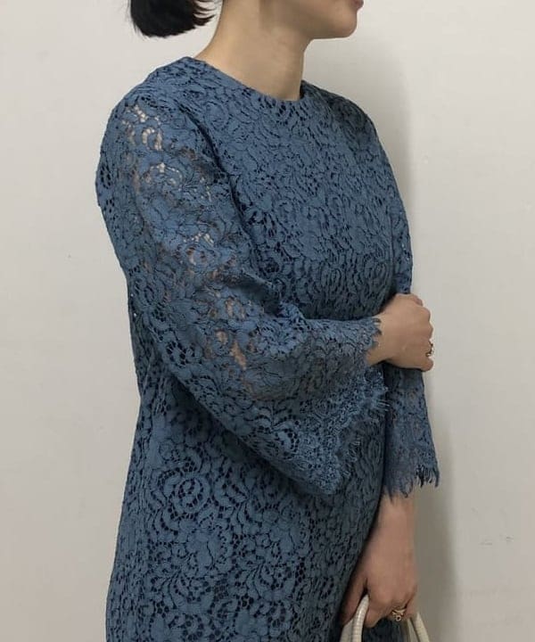 越智 里美さんの「BEAMS WOMEN｜Demi-Luxe BEAMS / ダブルパール イヤリング」を使ったコーディネート