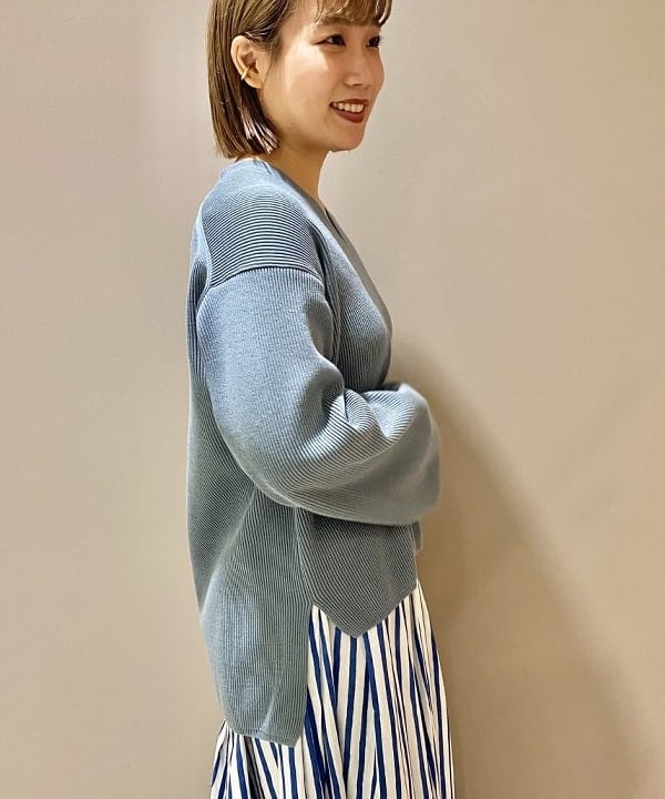 横川 真理奈さんの「BEAMS WOMEN｜」を使ったコーディネート