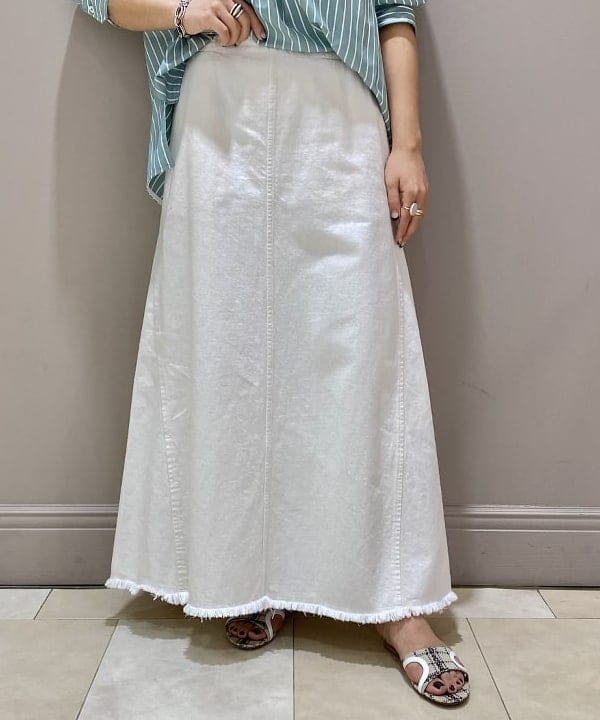 横川 真理奈さんの「BEAMS WOMEN｜」を使ったコーディネート