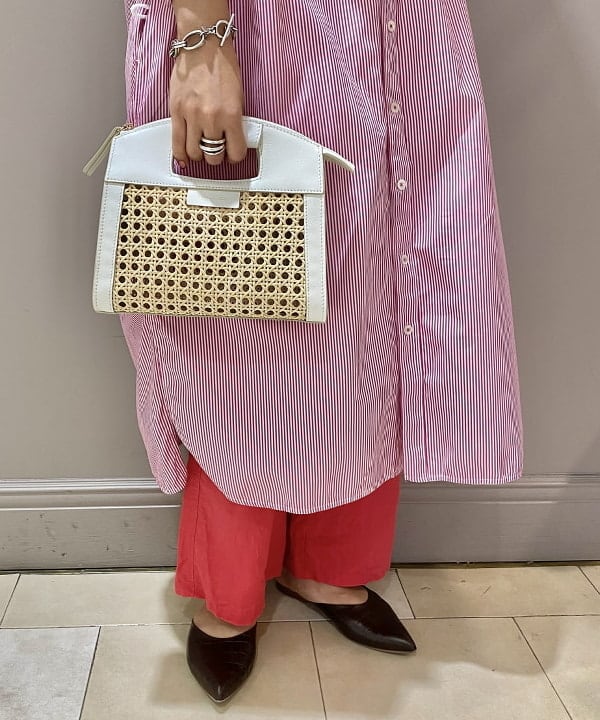 横川 真理奈さんの「BEAMS WOMEN｜」を使ったコーディネート