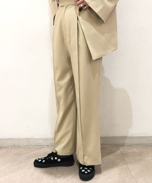 福岡 千晃さんの「BEAMS WOMEN｜」を使ったコーディネート