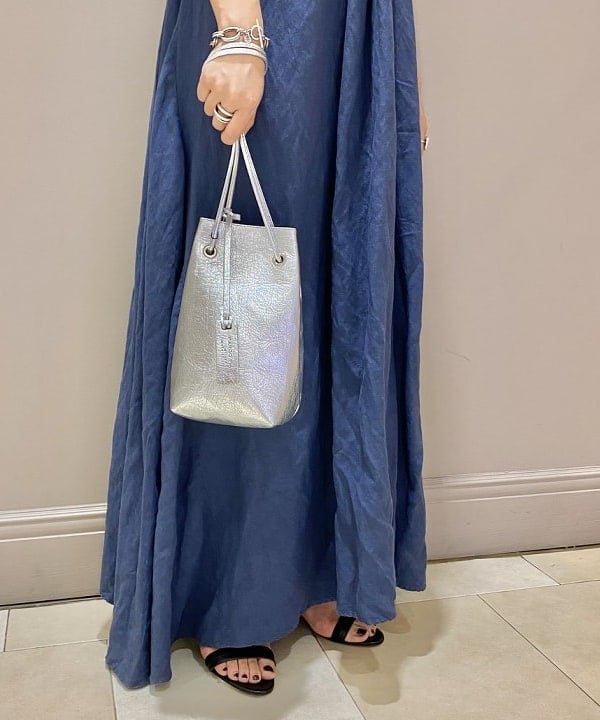 横川 真理奈さんの「BEAMS WOMEN｜」を使ったコーディネート