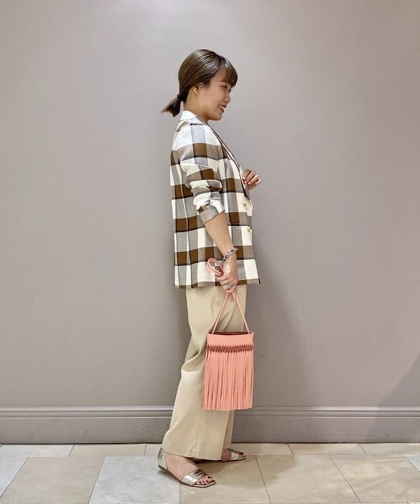 横川 真理奈さんの「BEAMS WOMEN｜」を使ったコーディネート